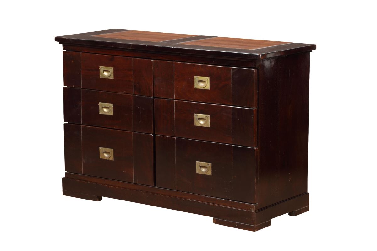 Elegant Drawer Chest With 6 Drawers