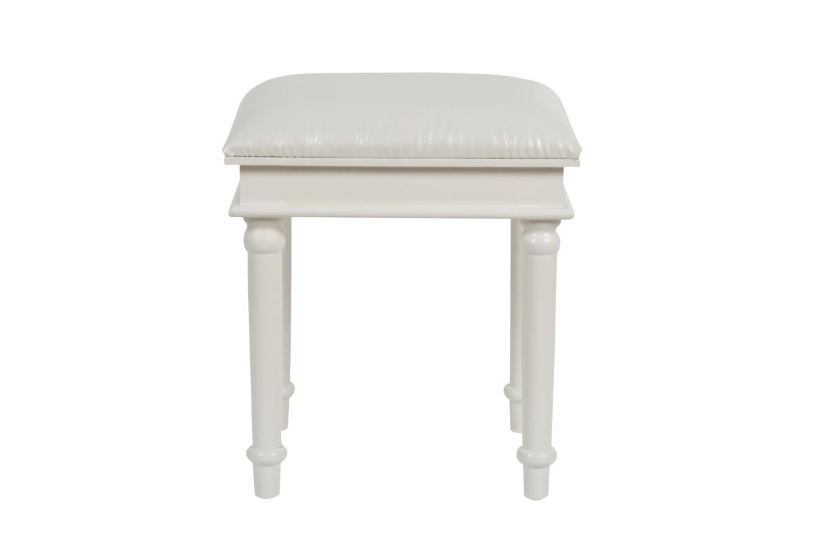 Magnifique Cushioned Stool